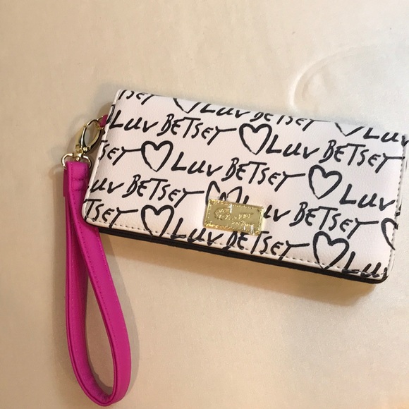 Betsy Johnson, Haley Slim Wallet, Wristlet - Picture 1 of 4